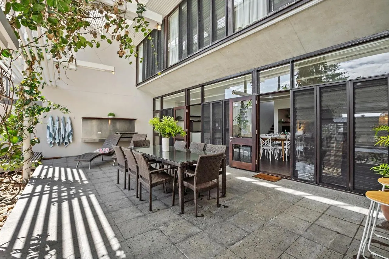 Bronze Villa Lennox Head